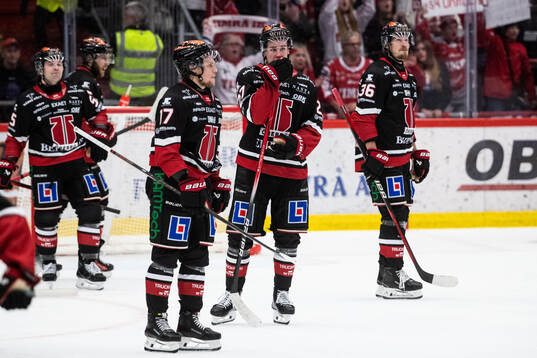 Örebros Peetro Seppälä deppar