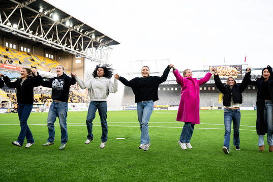Elfsborgs damlag hyllades innan fotbollsmatchen i