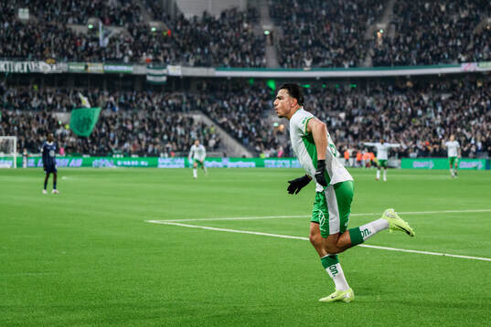 Hammarbys Jusef Erabi jublar