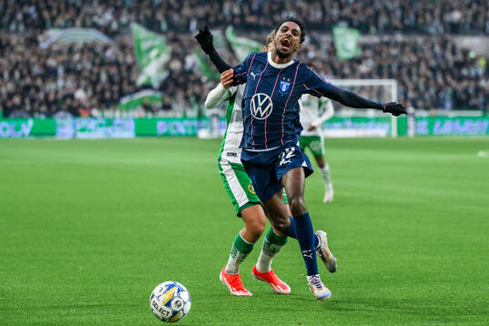 Hammarbys Markus Karlsson och Malmö FFs Taha Ali