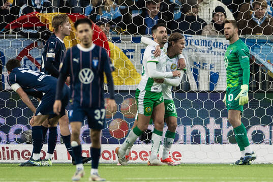 Hammarbys Nahir Besara jublar