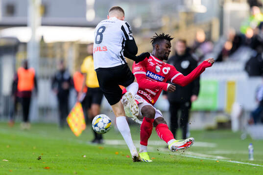 Landskronas Robin Dzabic och Degerfors Mamadouba Diaby