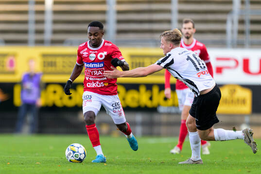 Degerfors Nahom Girmai Netabay och Landskronas Jesper Strid