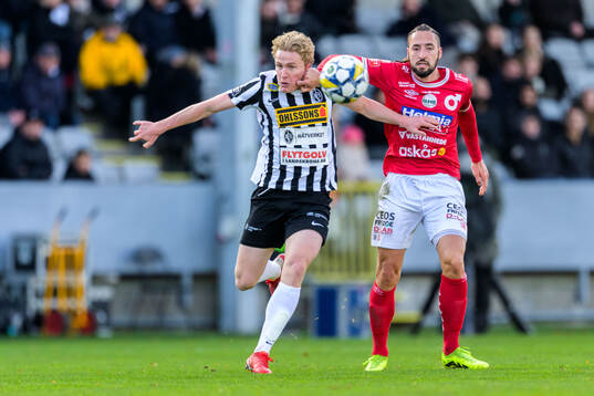 Landskronas Gustaf Westström och Degerfors Dijan Vukojevic
