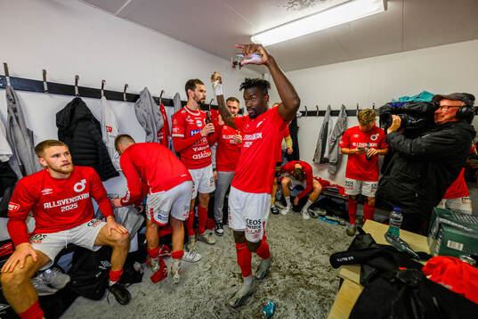 Degerfors Mamadouba Diaby jublar över avancemanget till