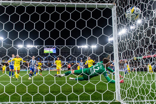 Kalmars Melker Hallberg kvitterar till 1-1 bakom IFK