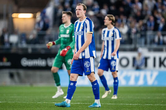 IFK Göteborgs Adam Carlén deppar