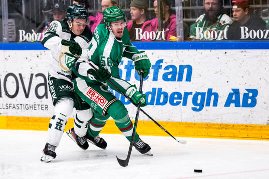Färjestads Elias Straume Vatne och Färjestads Filip