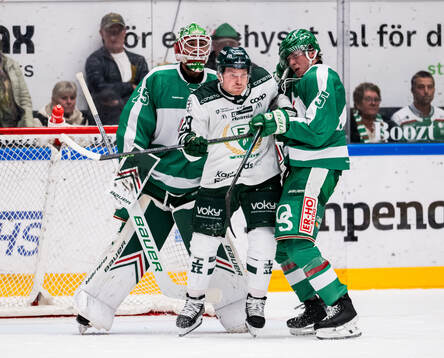 Färjestads Oskar Steen och Rögles Gregor Biber