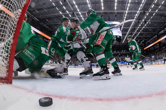 Färjestads Oskar Steen gör 3-2