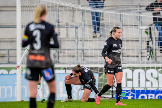 Växjö DFFs Larkin Russel deppar