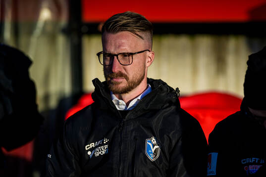 Växjö DFFs huvudtränare Olof Unogård