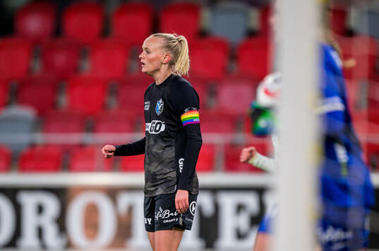 Växjö DFFs Emma Pennsäter deppar