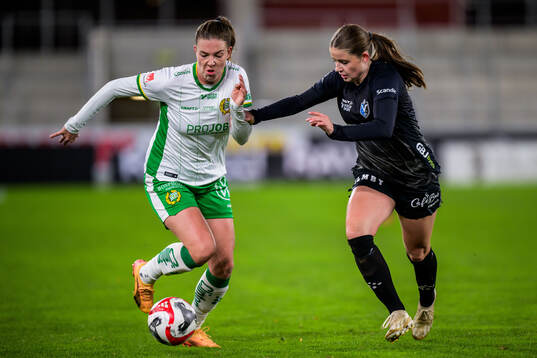 Hammarbys Emma Westin och Växjö DFFs Emma Holmqvist