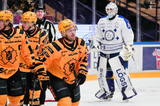 Skellefteås Oscar Lindberg jublar