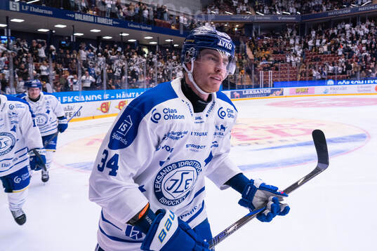 Leksands Peter Cehlarik jublar