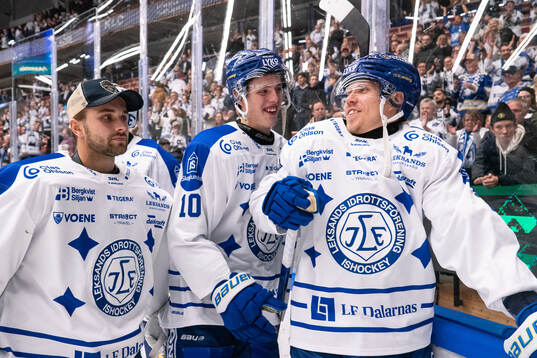 Leksands målvakt Jakob Hellsten, Anton Johansson jublar