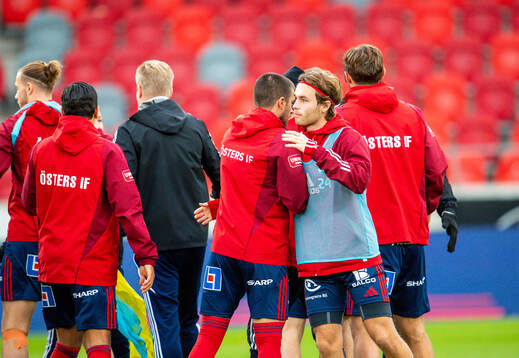 Östers IFs Theodor Johansson kramar om Vladimir Rodic