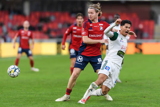 Östers Daniel Ljung och Skövde AIKs Marcus Mikhail