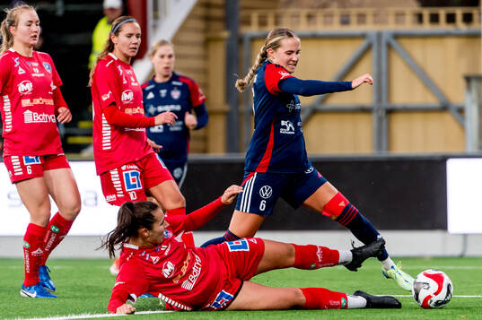 Rosengårds Ria Noora Minerva Öling och Linköpings Nellie