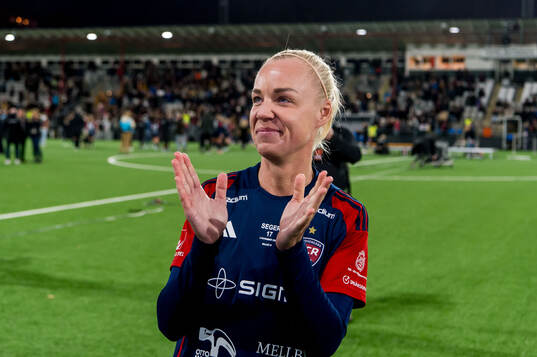 Rosengårds Caroline Seger jublar