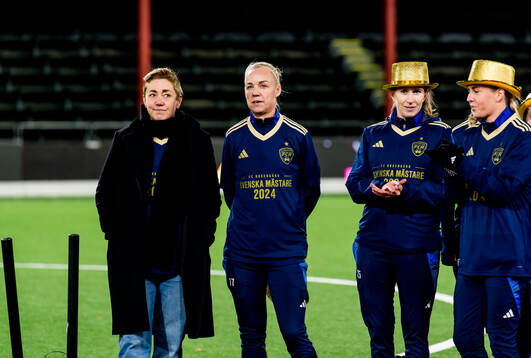 Rosengårds sportchef Therese Sjögran och Caroline Seger