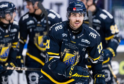 Södertäljes Nolan Stevens jublar