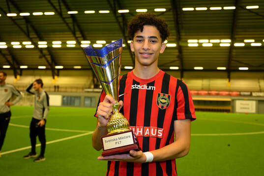 Brommapojkarnas Jonas el Mallah jublar
