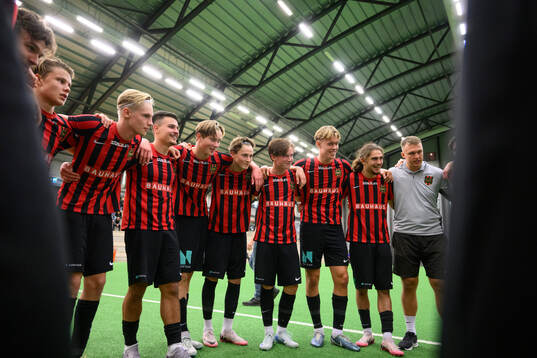 Brommapojkarnas spelare jublar