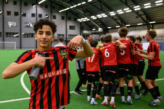Brommapojkarnas Jonas el Mallah jublar