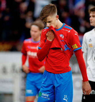 Helsingborgs Adrian Svanbäck deppar