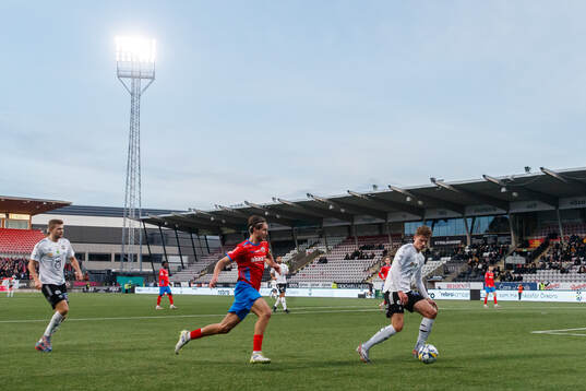 Helsingborgs Wilhelm Loeper och Örebros Erik McCue