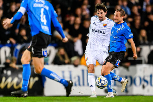 Djurgårdens Gustav Wikheim och Halmstads Joel Allansson