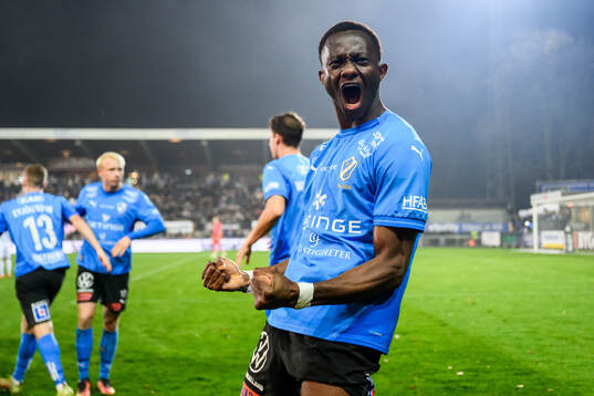 Halmstads Yannick Agnero jublar