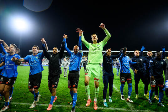 Halmstads spelare jublar