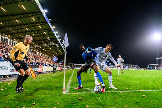 Halmstads Blair Sebastian Turgott och Djurgårdens Albin