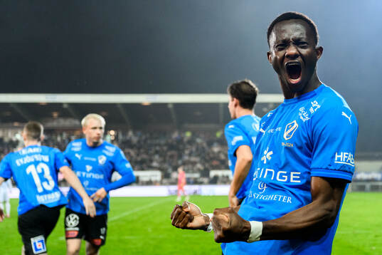 Halmstads Yannick Agnero jublar