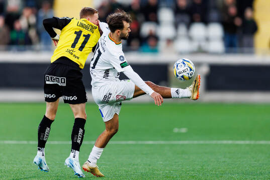 Häckens Julius Lindberg och GAIS Edvin Becirovic