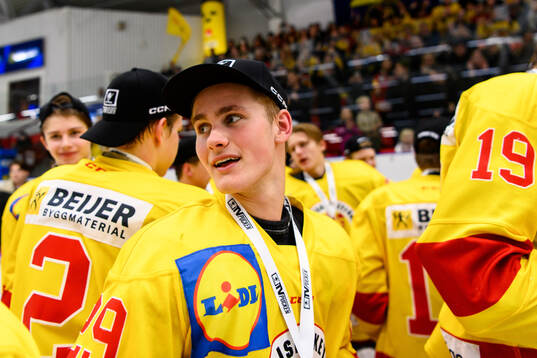 Smålands Alfred Ingelsten jublar