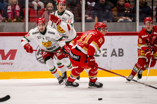 Moras Ludvig Levinsson och Kalmars Matthew Struthers
