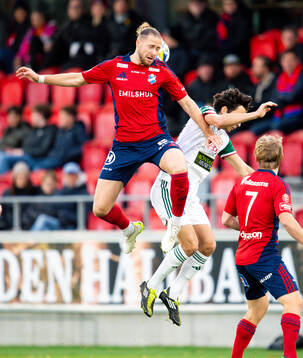 Östers IFs Kevin Höög Jansson mot Skövde AIKs Armend