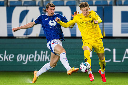 Isak Helstad Amundsen of Molde and Jens Petter Hauge of