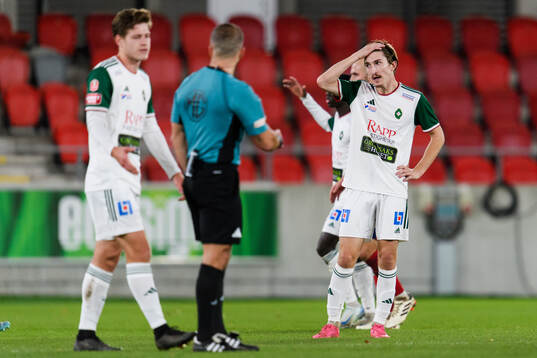 Skövde AIKs Hugo Engström deppar