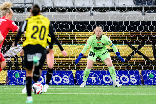 Häckens målvakt Loes Geurts