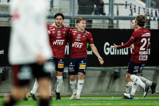 Örgrytes Isak Dahlqvist och Filip Trpcevski jublar