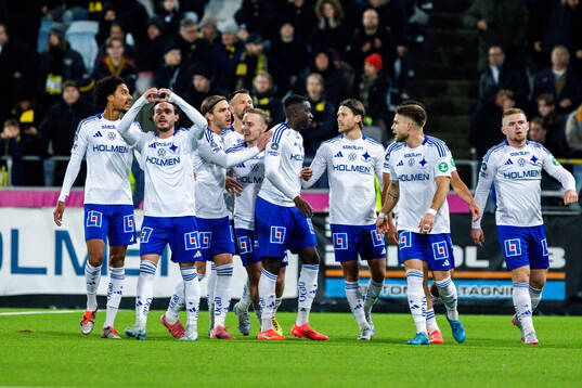 IFK Norrköpings spelare jublar
