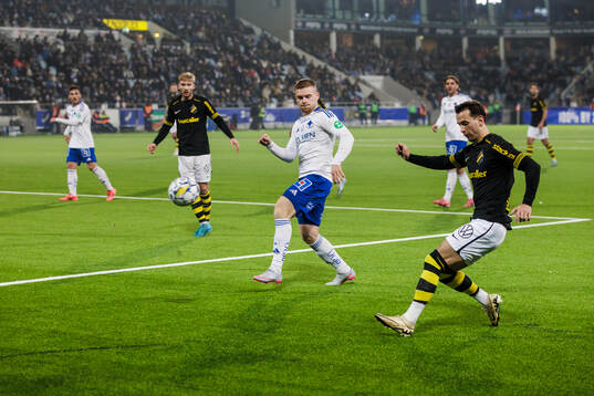 IFK Norrköpings Dino Salihovic och AIKs Bersant Celina