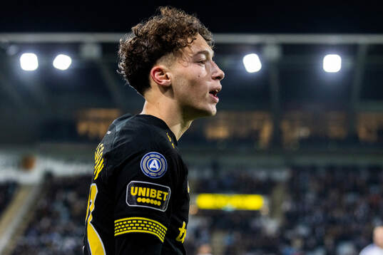 AIKs Victor Goncalves Andersson deppar