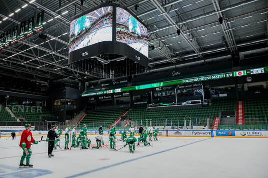 Under en ishockeyträning med Rögle