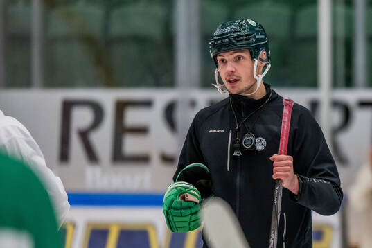 Rögles assisterande tränare Max Bohlin